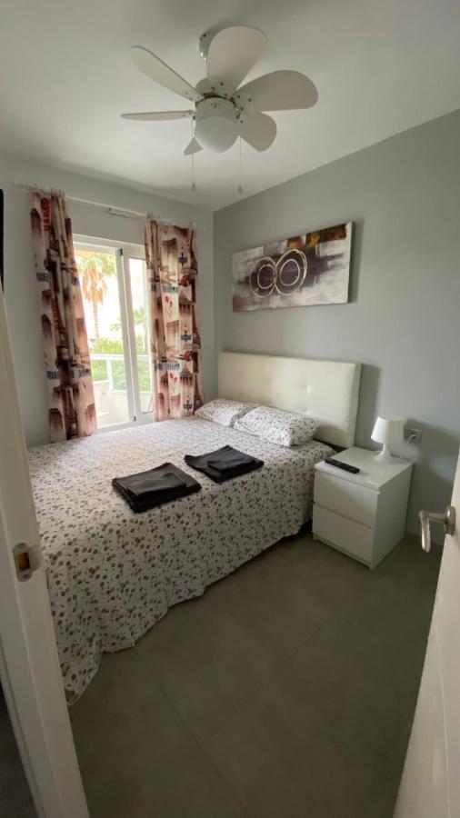 Apartamento A Estrenar En Primera Linea De Playa Torrox Kültér fotó